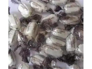 CHOCOLATE MINTS (V) wrapped boiled sweets with chocolate centre