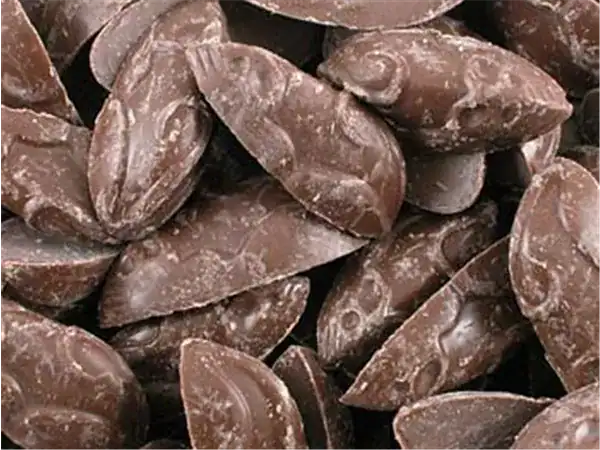 Delicious milk chocolate roasted hazelnuts, perfect for gifting or indulgent snacking.